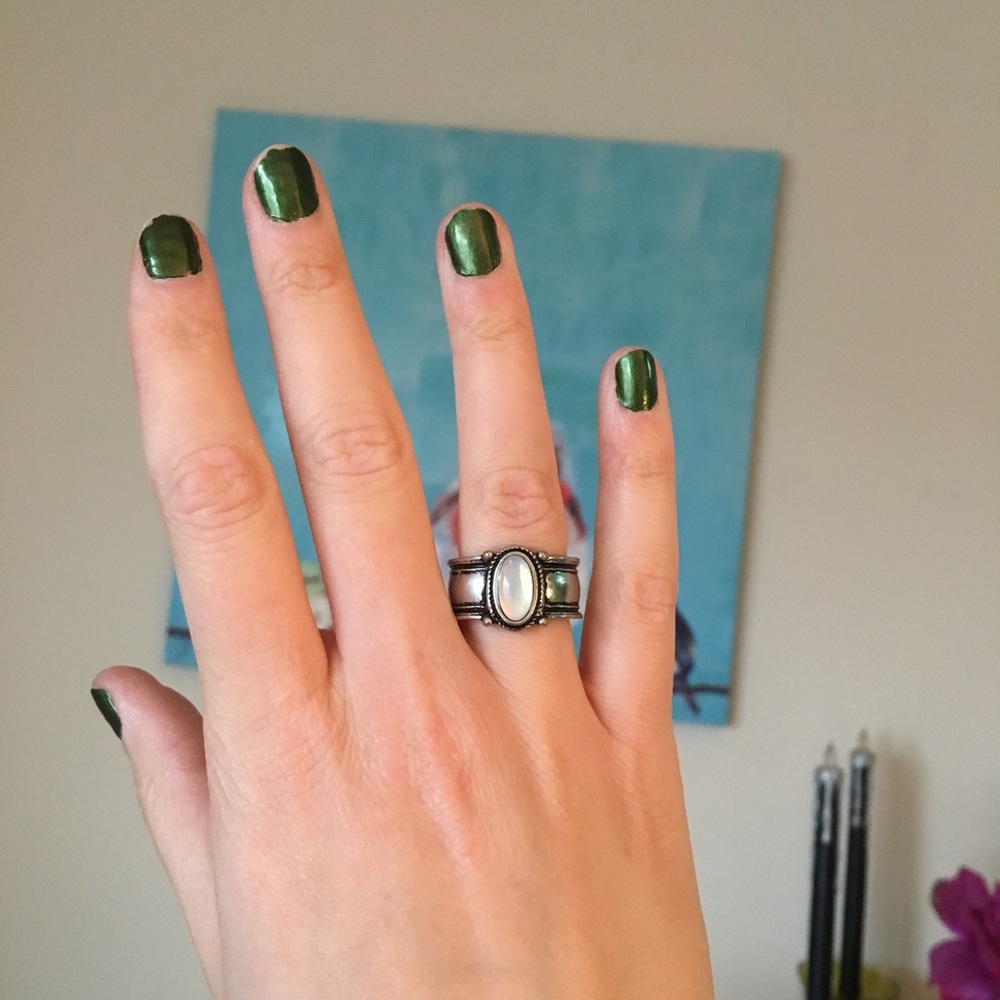 Boho Silver Color Ring with Jewel Embellishment - Picture 2 of 7